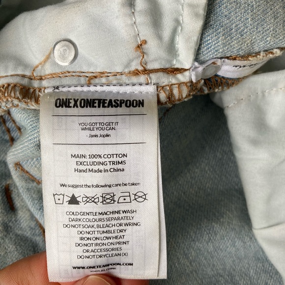 One Teaspoon Bandits Denim Shorts - like new - Picture 5 of 7